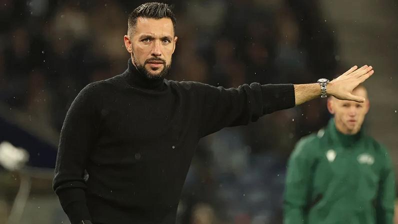 Farioli lamenta sofrer golo nos últimos minutos