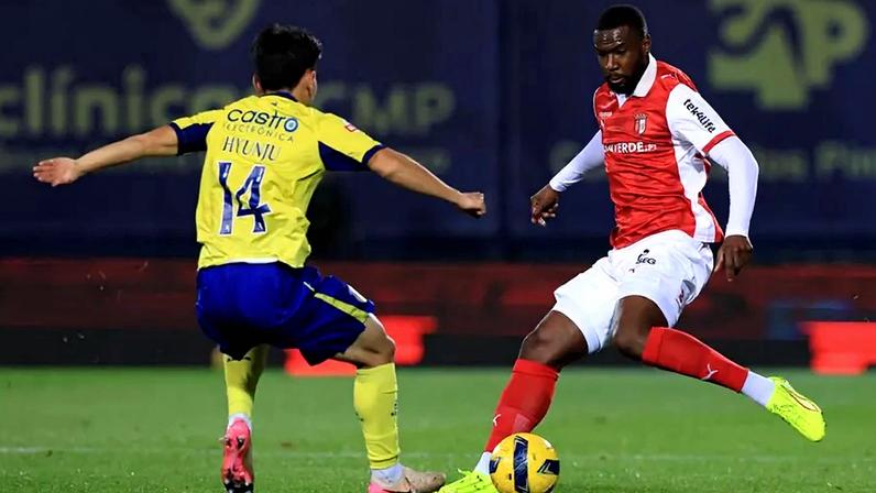 Niakaté e Dante convocados pelo Mali para a CAN