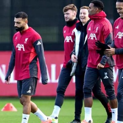 Salah permanece ausente do Liverpool após novo afastamento