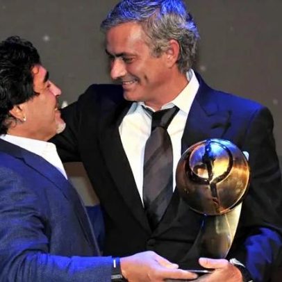 Mourinho celebra vitória sobre Napoli e cita insulto de Maradona