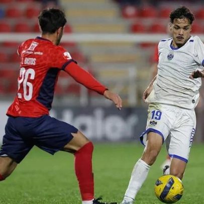 Chaves vence Oliveirense com reviravolta de 3-2