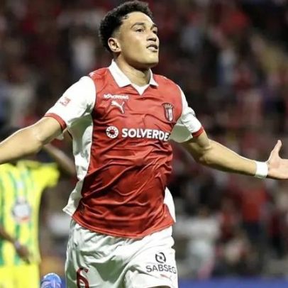 Vitor Carvalho cobre a defesa do Sporting de Braga