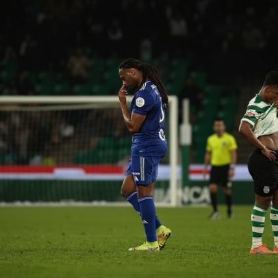 Regresso de Rúben Semedo a Alvalade: confraternização e assobios na saída