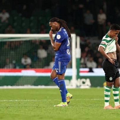 Rúben Semedo regressa a Alvalade: festa inicial, assobios na saída