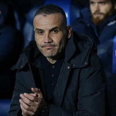 Real Sociedad dispensa treinador dois dias após 3ª derrota consecutiva