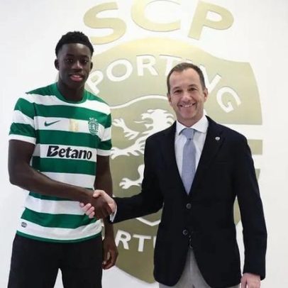 Salvador Blopa celebra renovação contratual com o Sporting