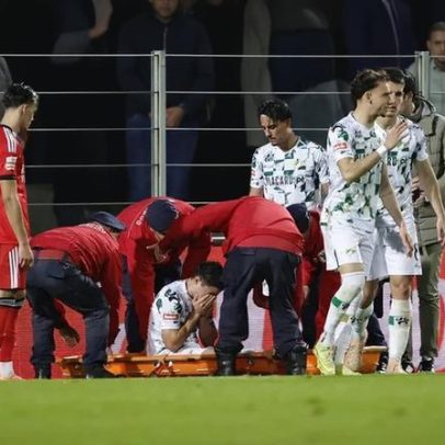 Vasco Sousa volta a fracturar o perónio da perna direita