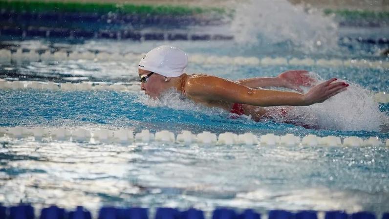 Mariana Cunha bate recorde nos 100 metros mariposa; Algés e Dafundo no máximo dos 4x50 estilos