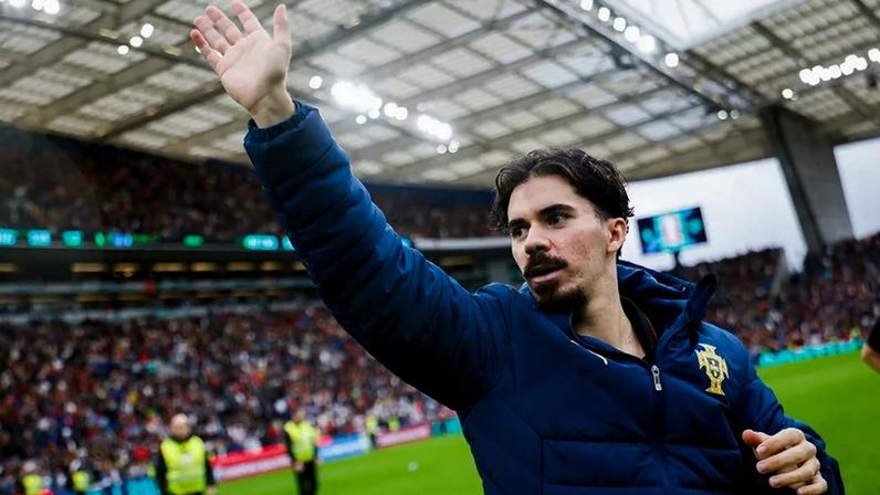 Vitinha recebe 32 votos para o The Best; saiba quem votou em quem