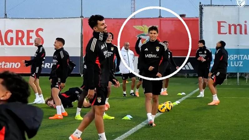 Vakulyuk foi surpresa no último treino do Benfica antes do Farense
