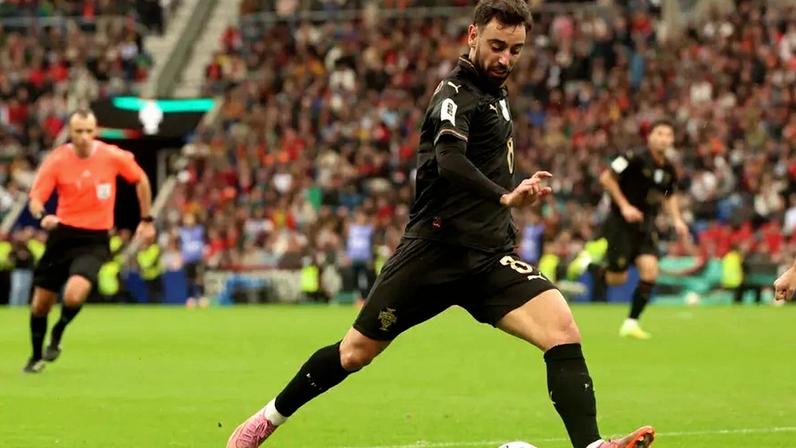 Bruno Fernandes revela conversa com Rui Costa sobre interesse do Benfica