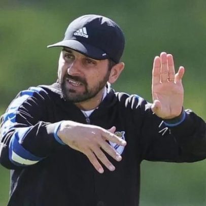 Pedro Caneco lidera regresso do 1.º Dezembro às vitórias