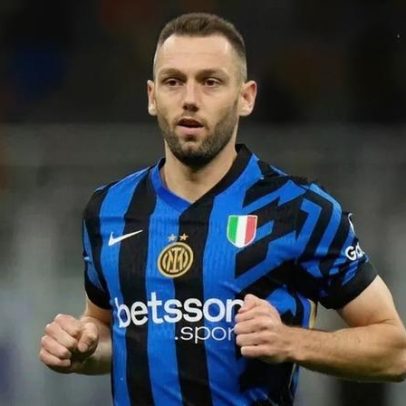 Stefan de Vrij na órbita do Benfica, dizem italianos