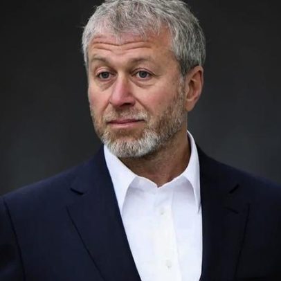 Reino Unido obriga Abramovich a transferir 2,8 mil milhões da venda do Chelsea