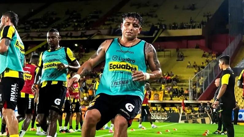 Jogador do Barcelona de Guayaquil e esposa assassinados a tiro no Equador