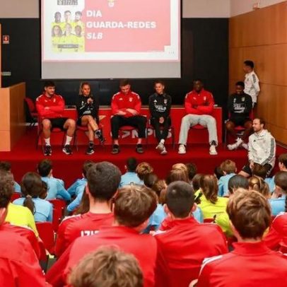 Podia ter sido cozinheiro ou polícia, mas tornou-se guarda-redes do Benfica