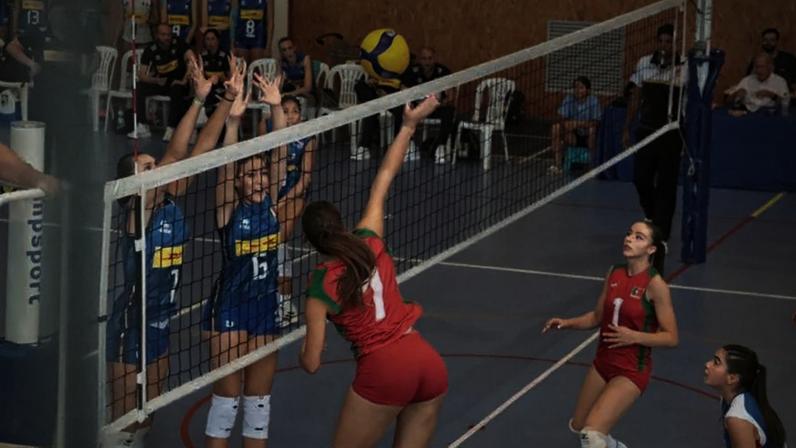 Jogo de voleibol feminino entre Portugal e Itália