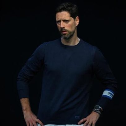 Vítor Bruno aparece na lista do Botafogo para suceder Davide Ancelotti