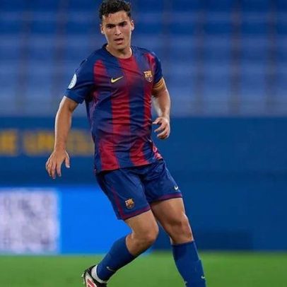 Benfica aponta jovem médio central do Barcelona B