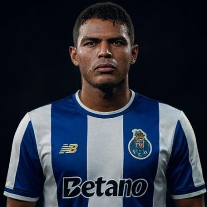 Thiago Silva é reforço do FC Porto, confirmado pela direção