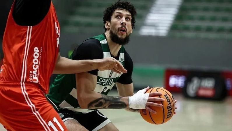 Sporting
