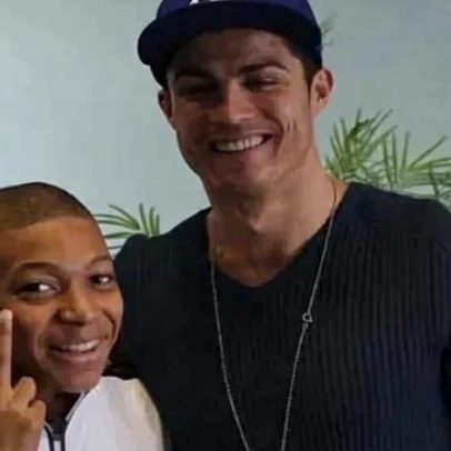 Mbappé iguala recorde de Ronaldo, homenageia CR7 e deixa tributo nas redes