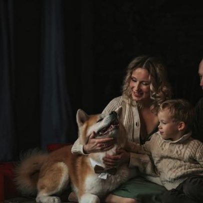 Férias de Natal: hotéis, petsitters ou levar o cão com a família, prós e contras