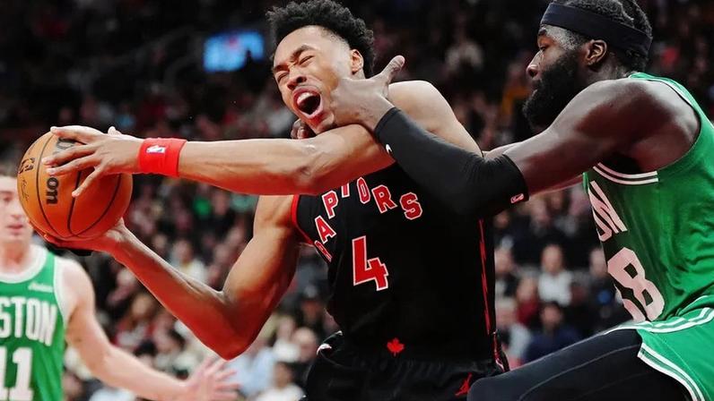 Neemias Queta em ação frente aos Toronto Raptors