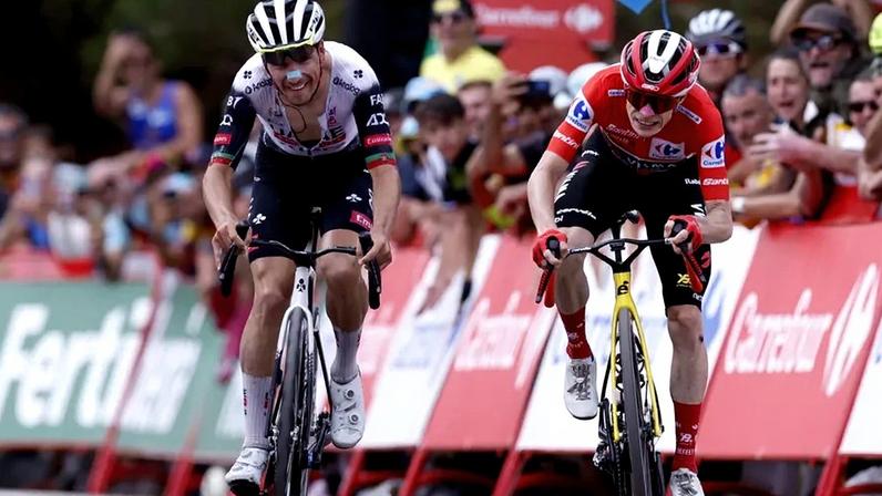 João Almeida e Jonas Vingegaard gladiaram-se na Vuelta