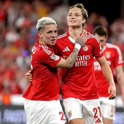 Benfica congela saídas de Prestianni e Schjelderup