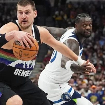 Nikola Jokic conquista triplo-duplo no Dia de Natal