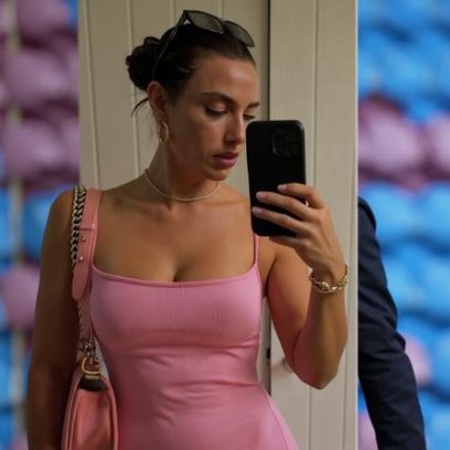 Kyle Walker visto num restaurante com ex-mulher e amante, público atento