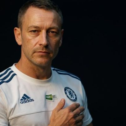 John Terry coloca relíquias de Cristiano Ronaldo em leilão