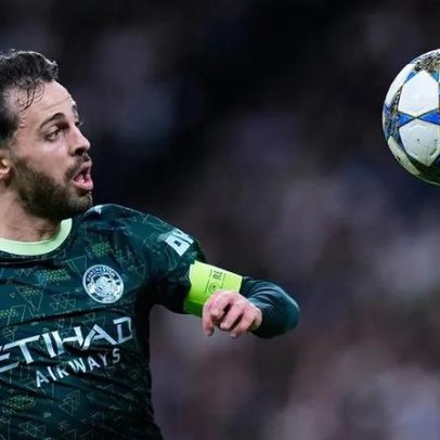 Bernardo Silva pode regressar ao Benfica em 2026, diz Jorge Mendes ainda cedo.