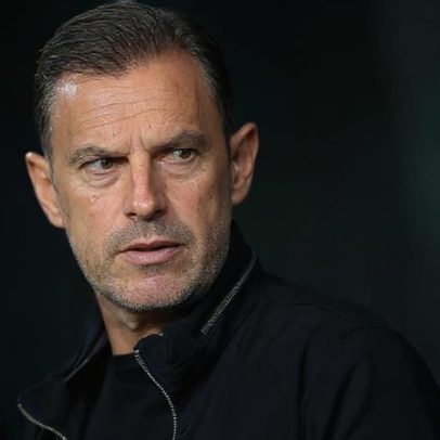 Silaidopoulos não confirma saída de André Luiz para o Benfica elogia qualidade