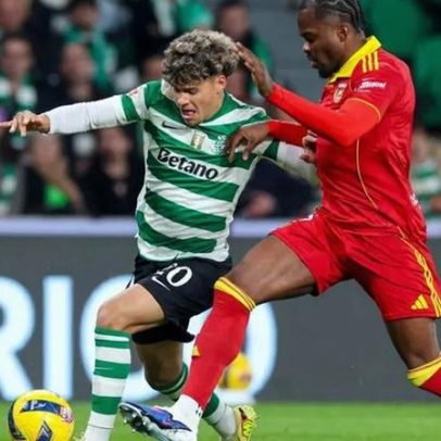Maxi Pereira destacado como melhor em Alvalade
