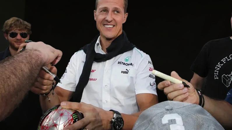 Michael Schumacher sofreu um grave acidente na neve, em 2013