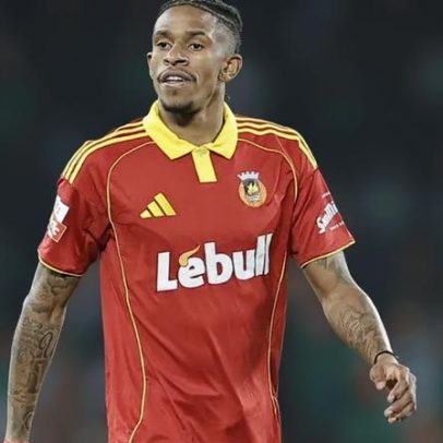 André Luiz treina com o Rio Ave enquanto aguarda pelo Benfica