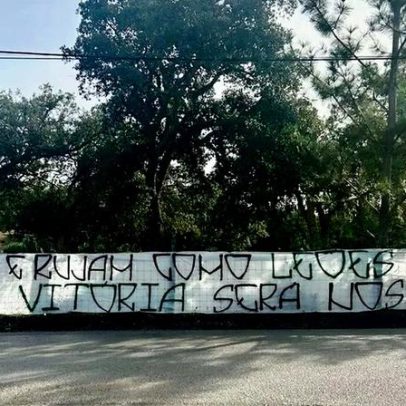 Adeptos do Sporting focados no dérbi e mensagem junto à Academia