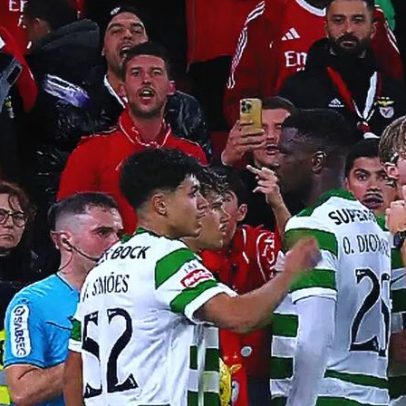 Maxi Araújo atingido com duas garrafas lançadas por adeptos do Benfica-Sporting