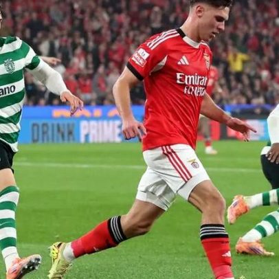 Jogadores do Benfica reagem ao empate no dérbi