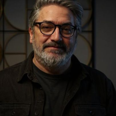 Rádio Comercial dedica música de Natal a Nuno Markl e emociona humorista