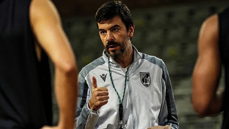 Miguel Miranda treina o V. Guimarães
