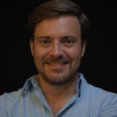 Herói de Sydney enfrenta identidade com instinto