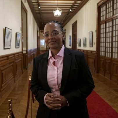 Assinatura da deputada Eva Cruzeiro adulterada, revela Observador