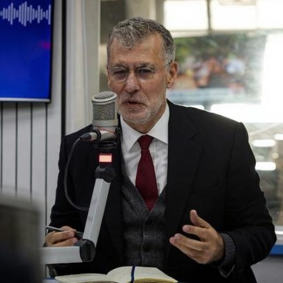 Gouveia e Melo denuncia pressões para retirar apoios