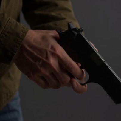 Santarém e Coimbra: três detidos por burla qualificada e arma proibida