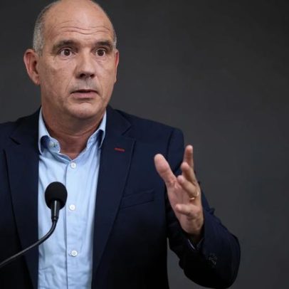 Paramount apresenta contraproposta para impedir compra da Warner pela Netflix