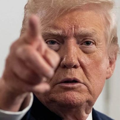Trump amplia proibição de viagens a cinco países e restringe entrada de palestinos