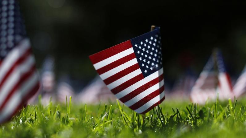 Barco atingido em duplo ataque dos EUA enquanto escoltava navio ao Suriname